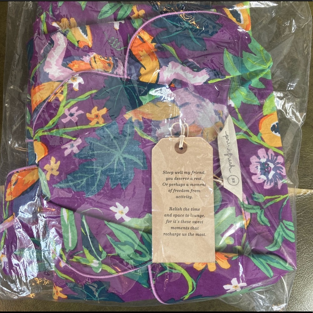 NWT Printfresh Papaya Paradise Shortsleeved Sleep-top